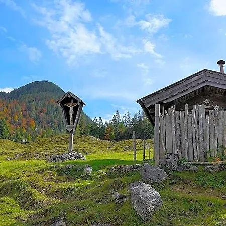 Elfi Bed & Breakfast