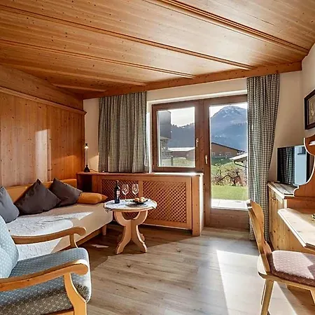 Bed & Breakfast Elfi 3*