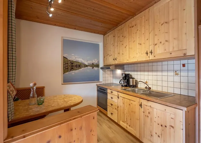 Landhaus Elfi Bed & Breakfast 3*